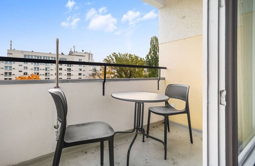 Wilmersdorf Apartment | Terrific Charlottenburg Studio, Fully Furnished, by Blueground