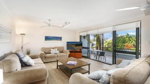 Terrigal House | Terrigal Bay #9 Pool In Complex, Close To Beach Accom Holidays