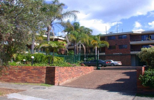 Terrigal Apartment | TERRIGAL TRANQUILITY Pool in complex, in the heart of Terrigal