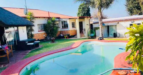 Primrose House | Terrys Cozy Homestay