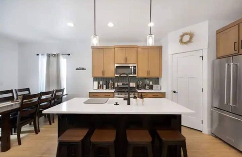 Victor House | Teton Retreat with 2 Kitchens
