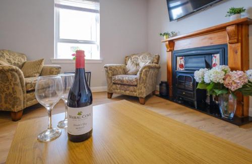 Hawick House | Teviot Cottage - Gorgeous Cosy & Modern 2BR Cottage in Hawick