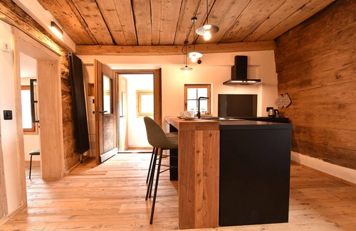 Riom-Parsonz House | Tga Franzestg meeting of history and comfort in the alpine village of Riom