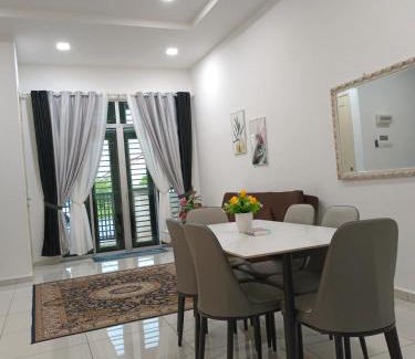 Kuala Terengganu House | TGG Homestay with Netflix