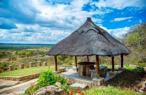 Matabeleland South Villa | Thakgalo Honeymoon Suite - 2211