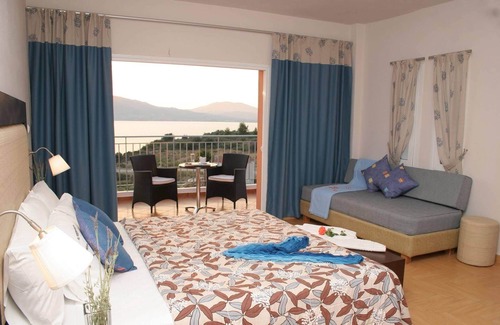 Paleros Hotel | Thalassa Hotel