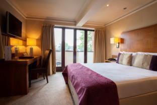Bray on Thames Hotel | Thames Riviera Hotel, Sure Hotel Collection by Best Western
