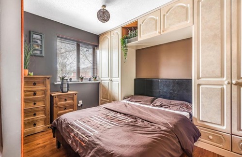 Thamesmead Apartment | Thamesmead holiday home