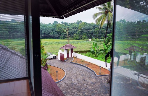 Muvattupuzha House | Thanal Villa, A Place to Call your Home