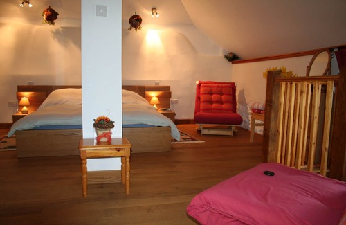 Dulverton Cottage | Thatched Cottage – Ideal for Romantic Breaks, Couples & Small Families.
