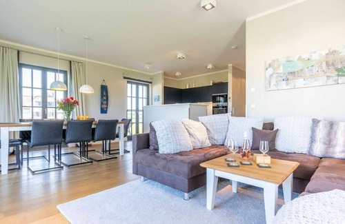 Kreptitz Apartment | Thatched roof villa with 3 bedrooms and saunaE27