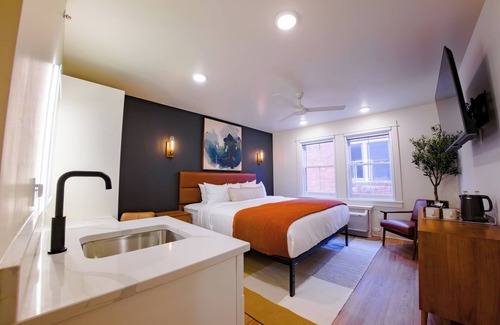 Boone Hotel | The 1850 Hotel