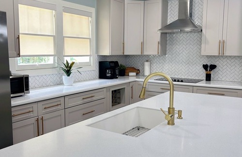 Live Oak House | The 1923 - Family Getaways Weddings Reunions