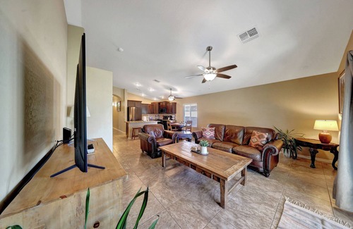 Laveen Village House | The 27th Street Retreat - 4BR w/Yard - Sleeps 10