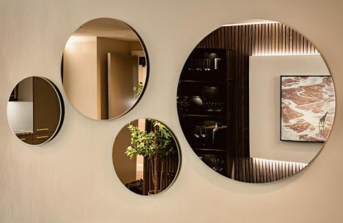 Leicester City Centre Apartment | The Acacia, Luxury with Private Balcony + Parking