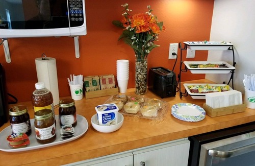 Mebane Apartment | The Acorn Suites