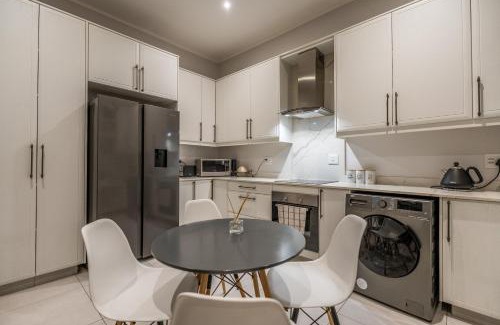 Houghton Estate Apartment | THE ADDRESS - B101 Houghton