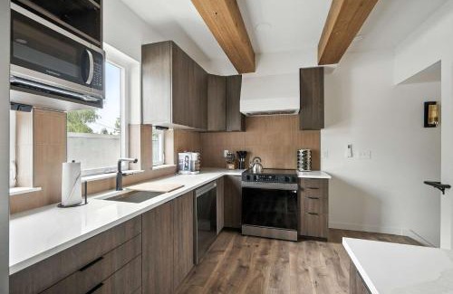 Kerns House | The Adelynn- New Lux Build in Center of PDX