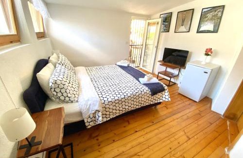 Varosh House | The Air Home