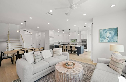 Clearwater Beach House | The Akoya Pearl - 2 Beach Homes Steps From CWB