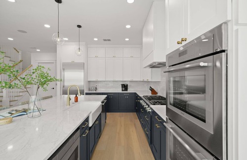 Clearwater Beach House | The Akoya Pearl - 2 Beach Homes Steps From CWB