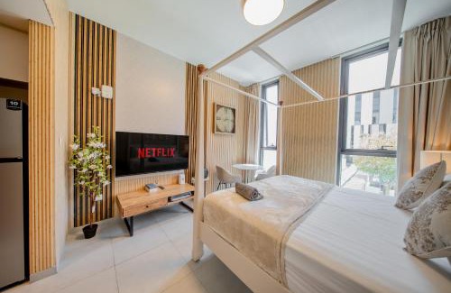 Sharjah Apartment | The Aljada Escape by Blue Cloud
