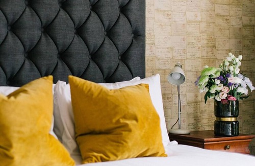 Truro Hotel | The Alverton