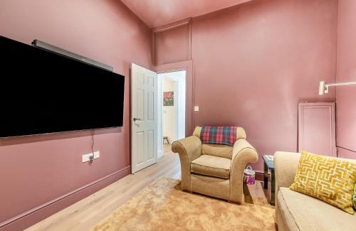 Pembroke House | The Anchorage