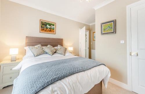 Pembroke House | The Anchorage