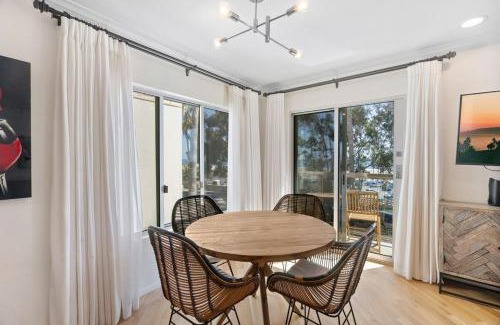 Ocean Park Apartment | The Andalusite - Oceanfront Steps from the Sand