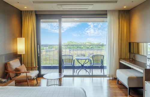 Jungmun Hotel | The Annex