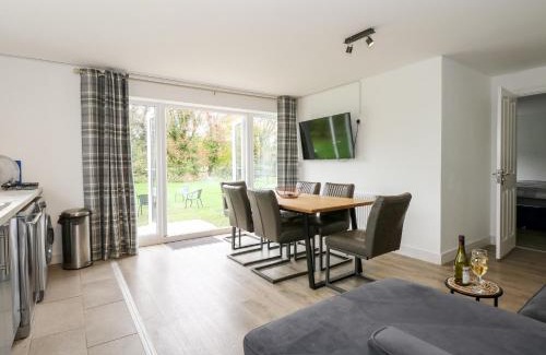 Wisbech House | The Apple Shed