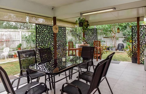 Augustine Heights House | "The Arcadia" : Luxury English Cottage/Near CBD/Nature/Privacy/Long Stay