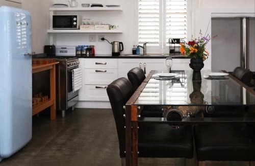 Stanford Apartment | The Ark Holiday Home