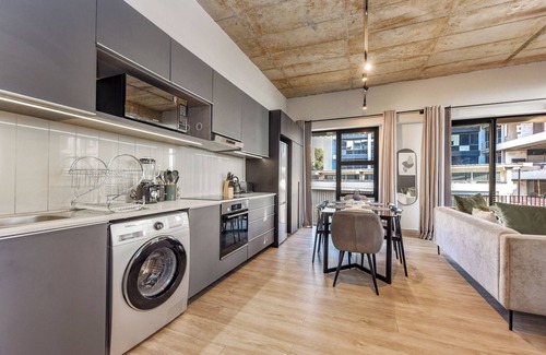 Sandown Apartment | The Art of Luxury Living Heart of Sandton