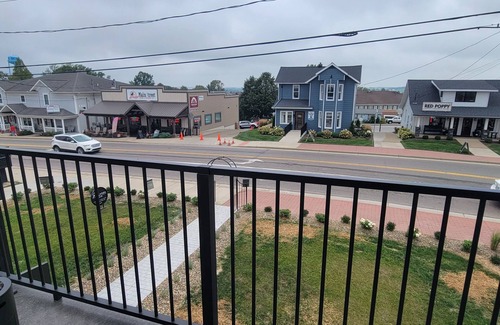 Berlin Apartment | The Atlee Suites