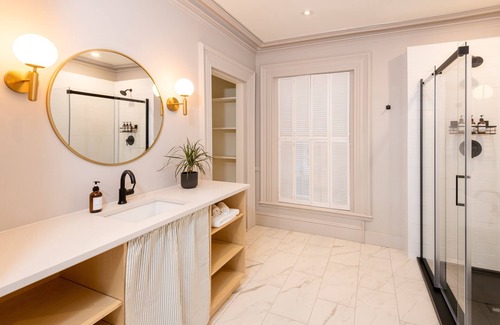 Windsor Hotel | The August House