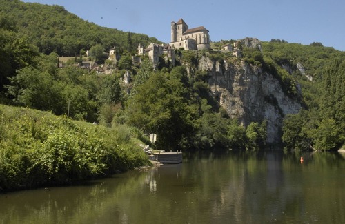 Saint-Cirq-Lapopie Ski Chalet | The authentic duplex chalet