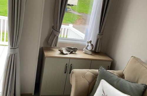 Paignton Resort | The avenue, Waterside