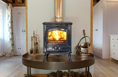 Pulborough House | The Barn At Banks Cottage