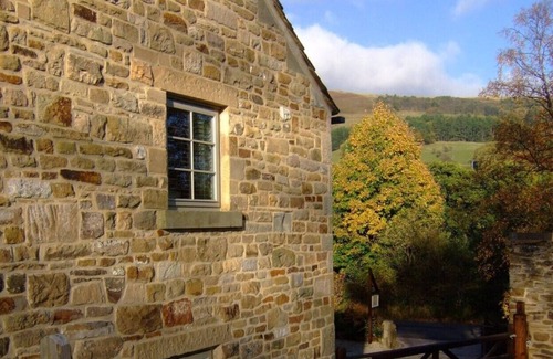 Hope House | The Barn - Award Winning Barn Conversion In Hope Village Near To Castleton