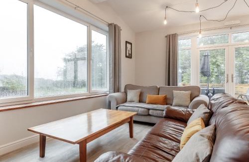 Neath House | The Barn-Uk32860