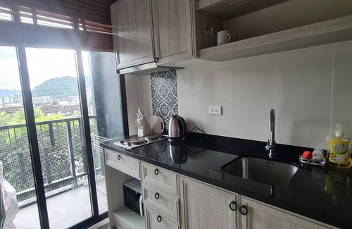 Talat Yai Condo | 🏡 The Base Height Phuketn🌳 พื้นที่ประมาณ 33 ตร.ม.n🛌 ชั้น 4 ใกล้ลิฟท์ ห้องมุม