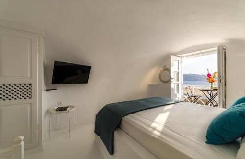 Amoudi Bay House | The Bay - Loft apartment Sea & Sunset View