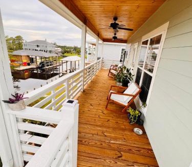 Shoreline Park House | The Bay Stay