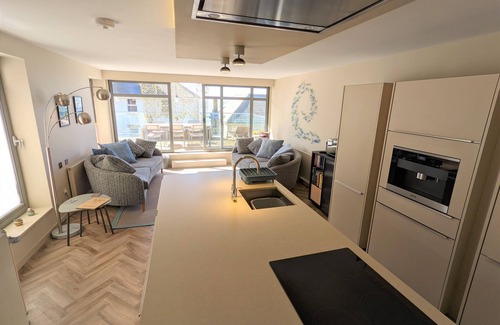Ventnor Cottage | The Beach House - a house that sleeps 6 guests in 3 bedrooms