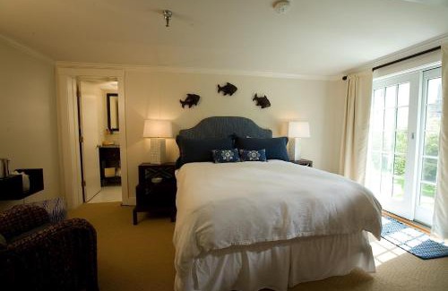 Kennebunk Hotel | The Beach House Inn