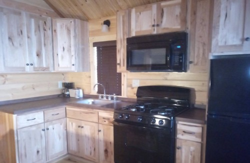 Mackinaw City Hotel | The Beach House