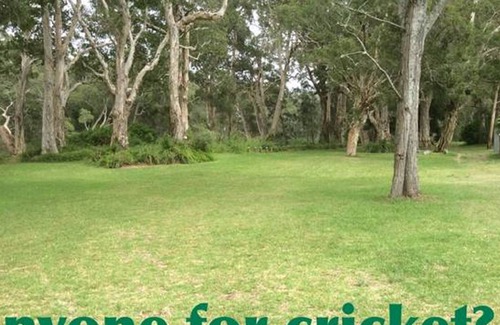 North Avoca House | THE BEACH HOUSEn200m level walk to beach-availability Easter