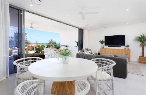 Coolangatta Apartment | The Beach Houses Holiday Villas